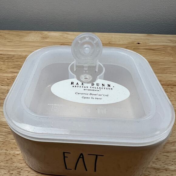 Rae Dunn EAT Cream Ceramic Food Storage Container With Vented Plastic Lid - NWT - Picture 6 of 6